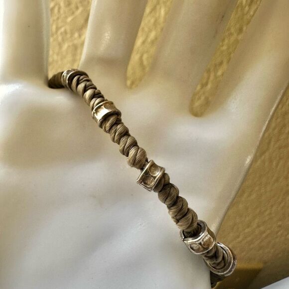 Sterling silver grey cord artisan bracelet - Picture 5 of 8